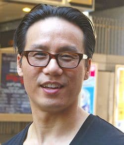 Dr Henry Wu (B. D. Wong).