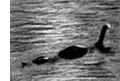 Monstre du Loch Ness (montage photographique).